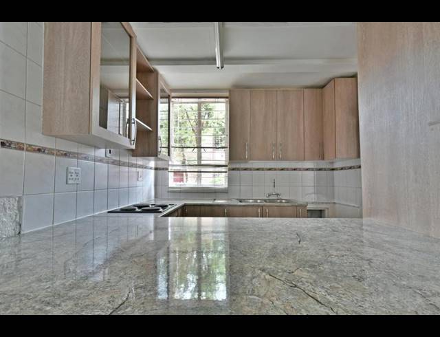 2 BEDROOM DUPLEX FOR SALE IN THE HILL